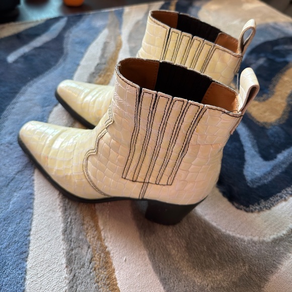 Ganni Beige Croc-Embossed Ankle Boots - Picture 4 of 6